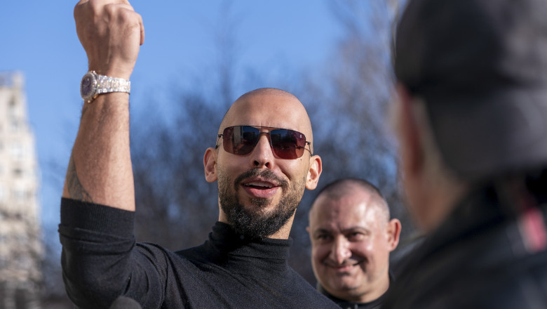 Reactia Ministerului Culturii dupa ce Andrew Tate a fost filmat la o petrecere in curtea Muzeului Brukenthal din Sibiu Imagine