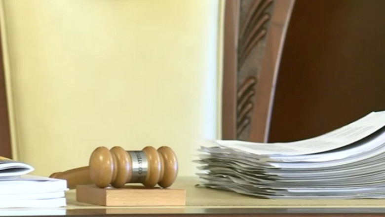 Reactii. Cum comenteaza opozitia decizia Curtii Constitutionale Imagine