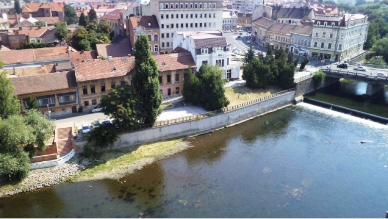 Reamenajarea malului Crisului Repede, subiect de expozitie Imagine