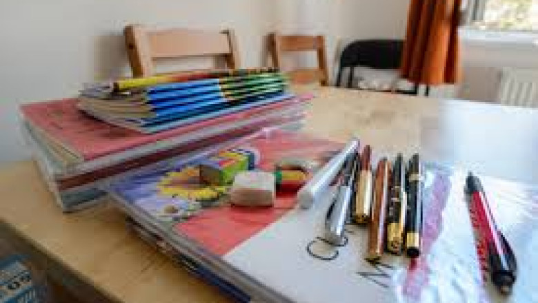 Rechizite gratuite la Tulcea Imagine