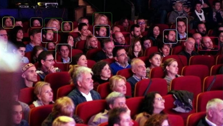 Recital de gafe la Festivalul de Jazz de la Cluj. Spectatori clonati pe calculator Imagine