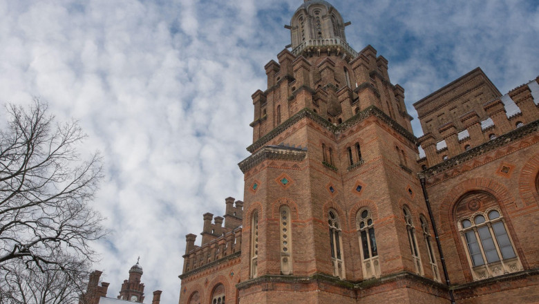 Record de inscrieri la Universitatea din Cernauti. De ce aleg tot mai multi absolventi de liceu din Ucraina sa studieze aici Imagine