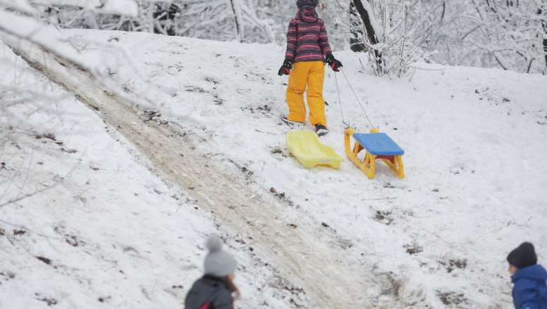 Record de temperatura in Bucuresti, a fost cea mai geroasa noapte. Cum arata Capitala acoperita de zapada Imagine