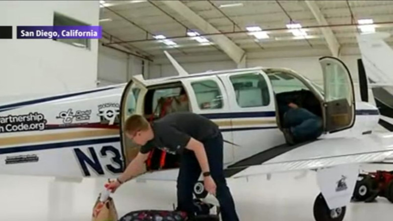 Record mondial de pilotaj. Un american, cel mai tanar pilot care face singur inconjurul lumii Imagine