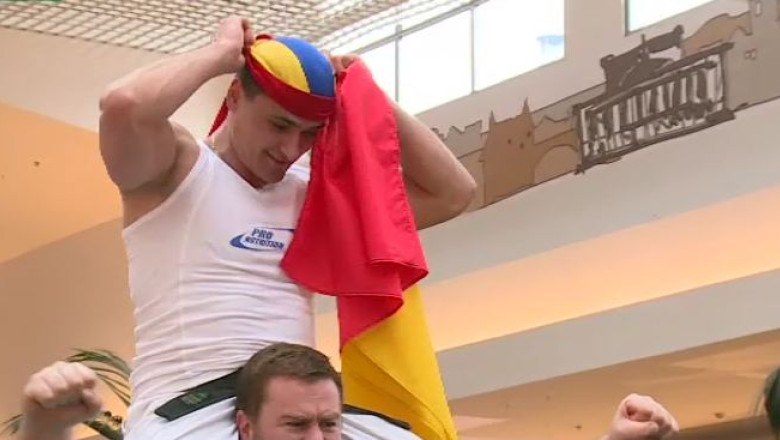 Record mondial la flotari, doborat de un jandarm Imagine