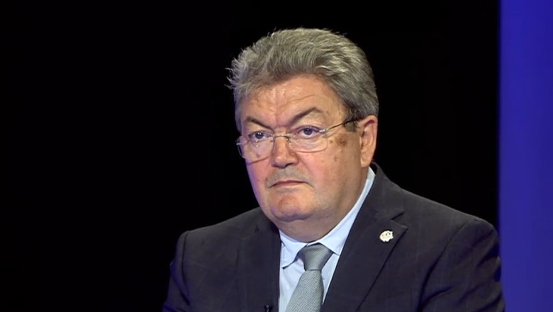 Rectorul Universitatii din Bucuresti, despre turul 2 al alegerilor prezidentiale: Situatia economica va conta mult mai mult Imagine