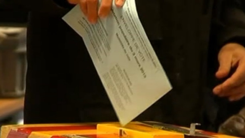 REFERENDUM. Elvetia va introduce cote pentru imigranti Imagine