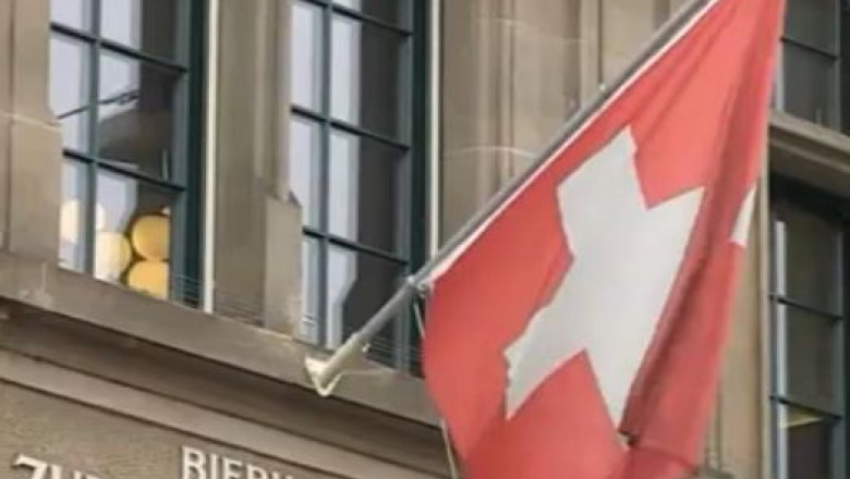 Referendum in Elvetia pentru asigurari sociale neconditionate de aproape 3.000 de dolari Imagine