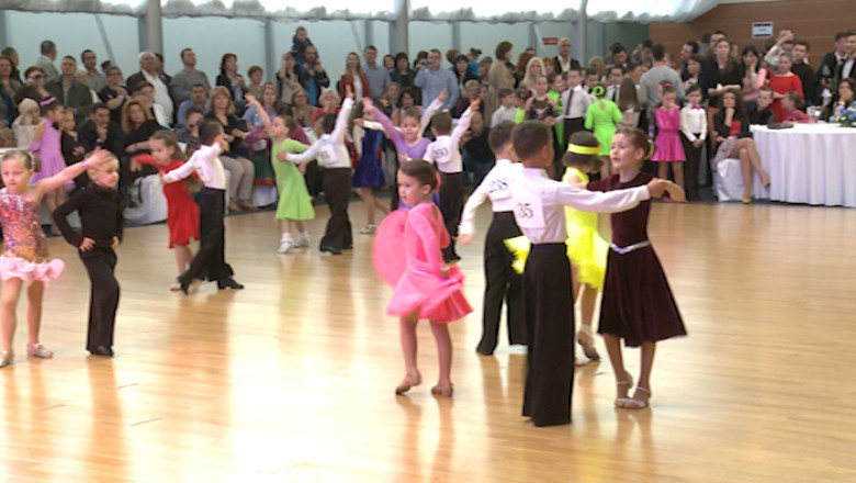 Regal de dans sportiv, la Timisoara Imagine