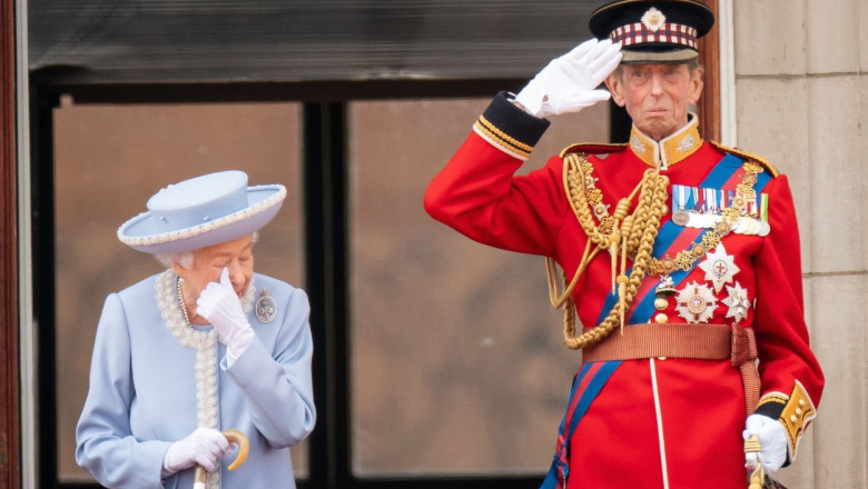 Regina Elisabeta a II-a se resimte dupa efortul de joi si isi anuleaza pentru vineri participarea la evenimentele Jubileului de Platina Imagine