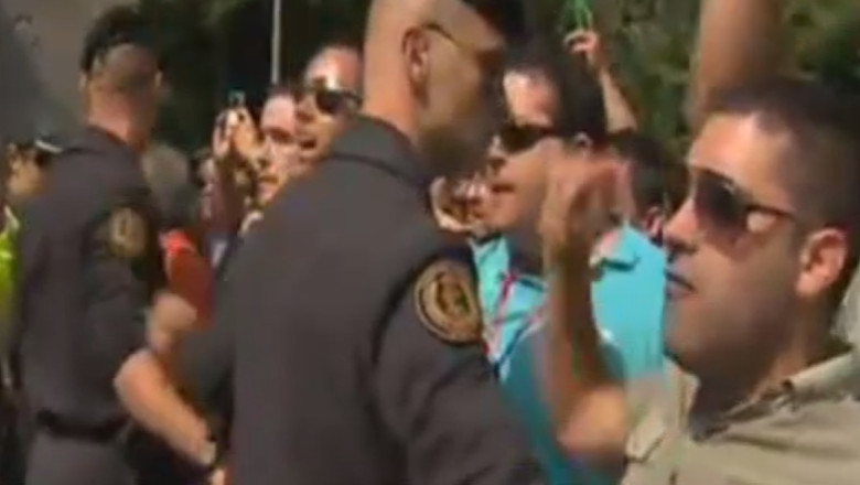 Regina Spaniei a fost huiduita la un eveniment public Imagine