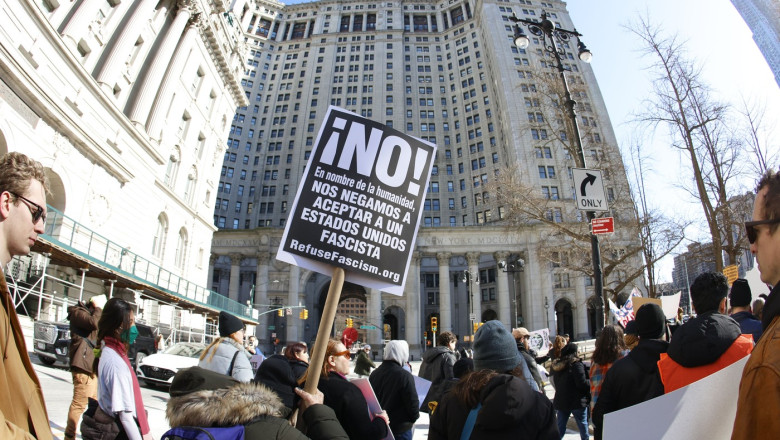 Registru pentru imigrantii ilegali din SUA. Administratia Trump ii trimite la inchisoare pe cei care nu se inregistreaza Imagine