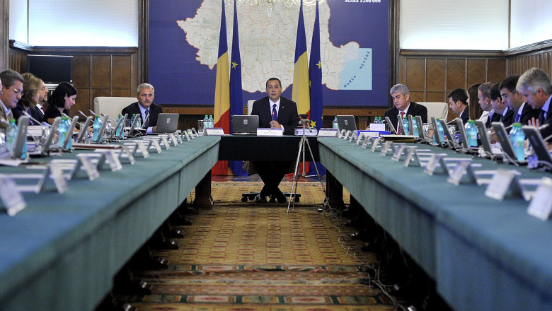 „Regretabila eroare” si precizari de la Guvern: Proiectul care prevede inchisoare pentru cei care dezvaluie informatii din dosare penale este avizat negativ Imagine