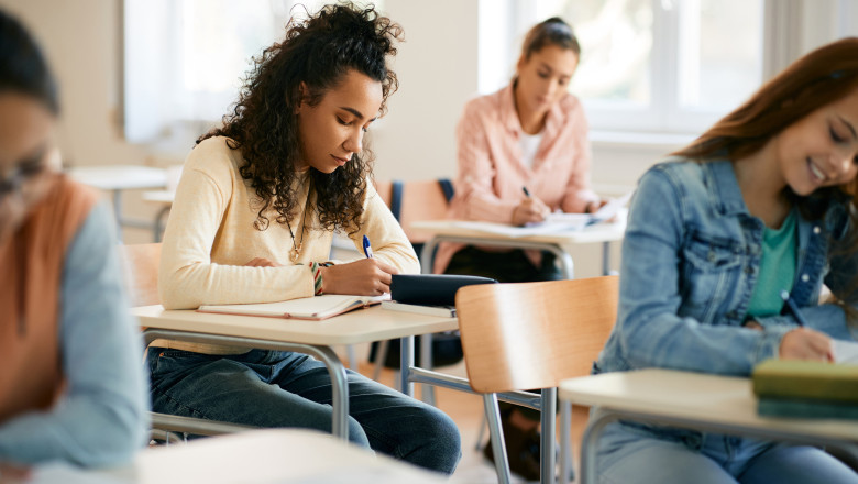 Reguli la Bacalaureat 2022. Ce se interzice in sala de examen si in ce situatii candidatii risca sa fie eliminati Imagine