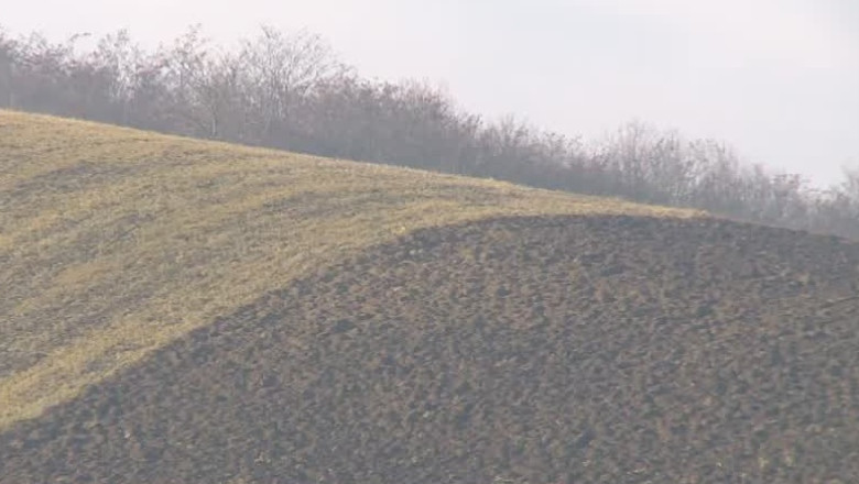 Reguli noi pentru vanzarea de terenuri Imagine