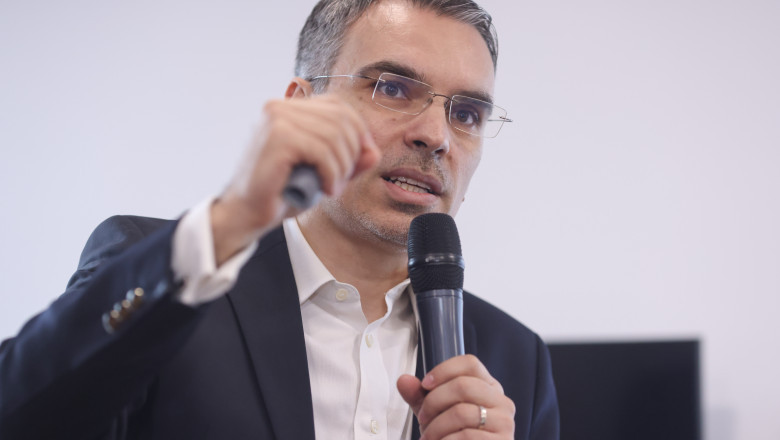 Remus Stefureac compara alegerile din Romania cu cele din SUA: Este ca si cum te-ai indoi de victoria lui Trump, ceea ce e o ineptie Imagine