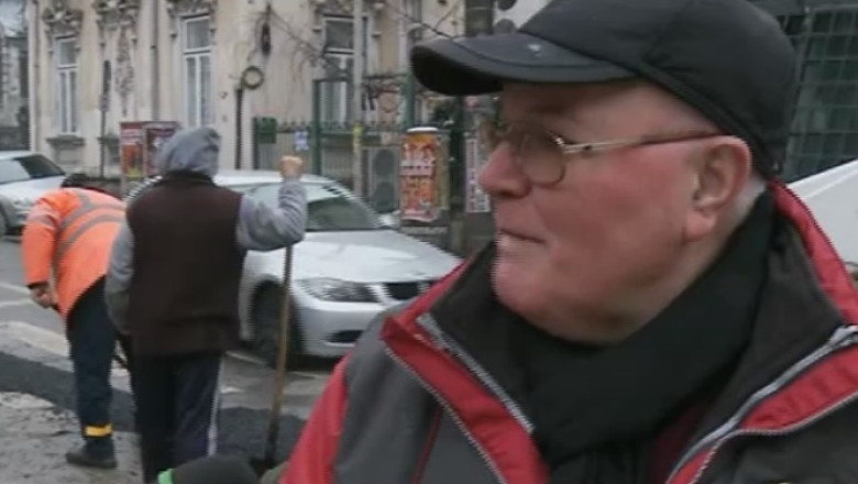 Reparatii de ochii lumii. Asfaltari pe ploaie, la o zi dupa ce Digi24 a filmat gropile Imagine
