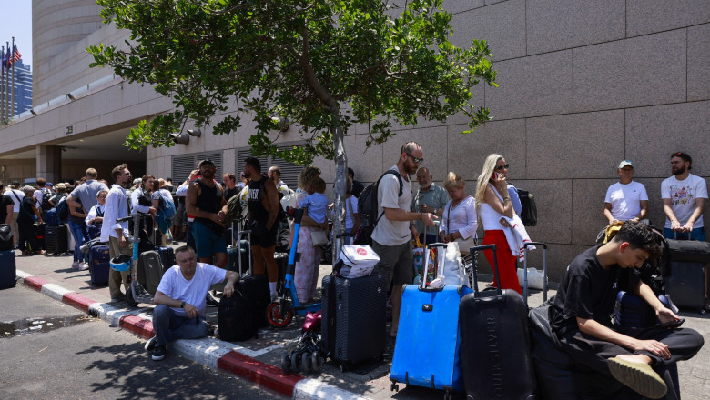 Repatriere din Israel: Grecia a evacuat in siguranta peste 100 de cetateni, inclusiv romani si americani Imagine