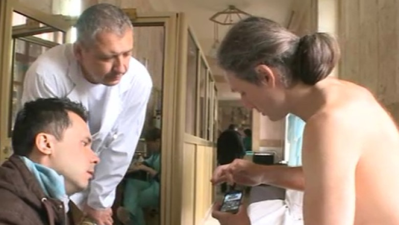 REPORTAJ DIN UCRAINA. Lupta cu moartea pe strazi, lupta pentru viata in spitale Imagine