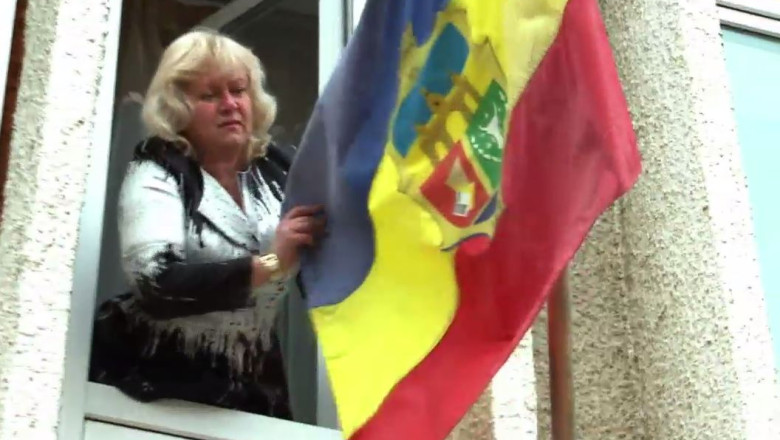 REPORTAJ. Romanii din Ucraina asteapta de la viitorul presedinte sprijin pentru a fi tratati cu demnitate Imagine