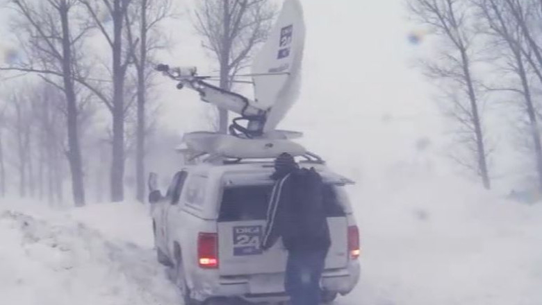 Reporterii Digi24 au parcurs peste zece mii de kilometri pentru a relata din zonele afectate de vremea rea Imagine