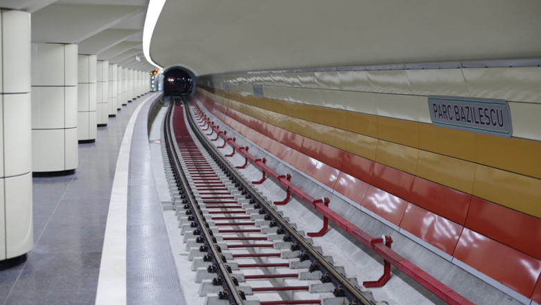 Reprezentantii CE, in inspectie la metrou. Lucrarile de refacere de la magistralele 1 si 3 ar putea fi finantate din fonduri europene Imagine