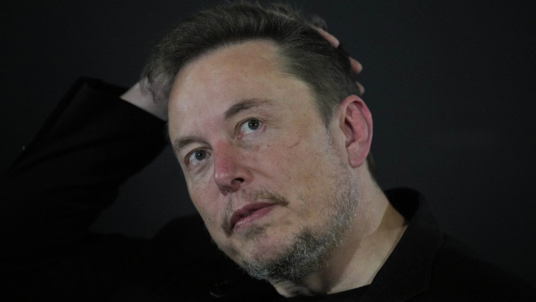 Reteaua X ar putea pierde 75 de milioane de dolari din publicitate, din cauza postarilor antisemite ale lui Elon Musk (NYT) Imagine