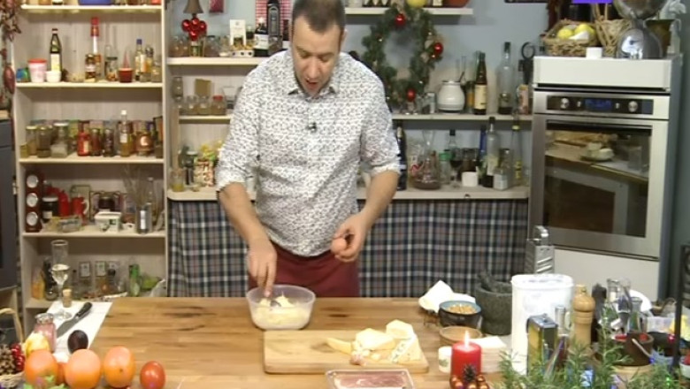 REtETE RAPIDE PENTRU REVELION. Biscuiti pentru vin si perle cu bluecheese Imagine