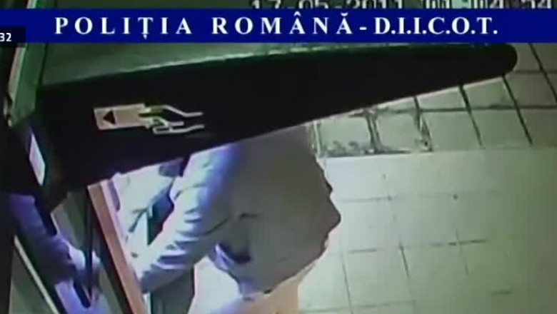 Retinuti pentru furt din bancomate Imagine