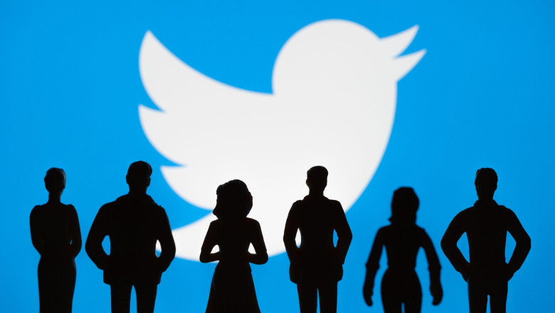 Reuters: Hackerii au spart Twitter si au furat peste 200 de milioane de adrese de email Imagine