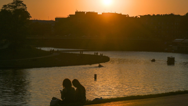 Reuters: Vremurile bune s-au sfarsit pentru Europa de Est. Inflatia de doua cifre incepe sa se resimta in buzunarele oamenilor Imagine