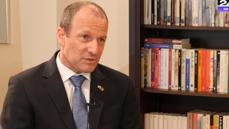 Reuven Azar, ambasadorul Israelului la Bucuresti: „Speram ca achizitia din partea Romaniei a dronelor va deveni reala” Imagine