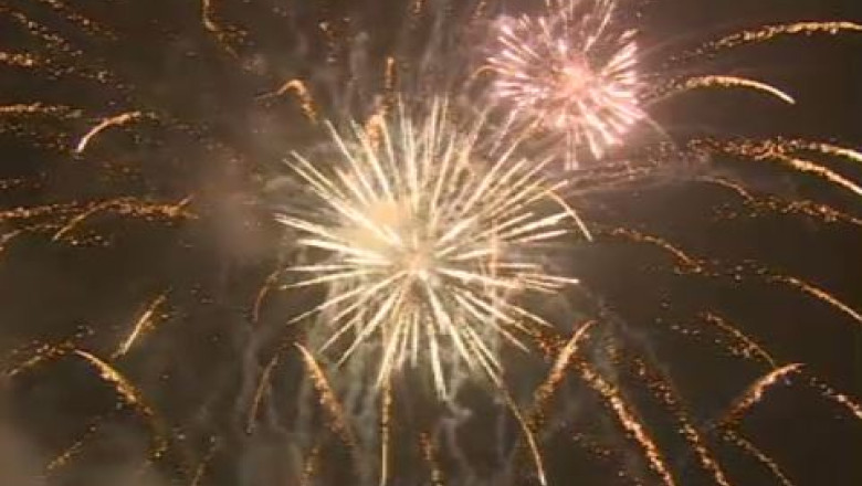 Revelion in aer liber, in Piata Unirii Imagine