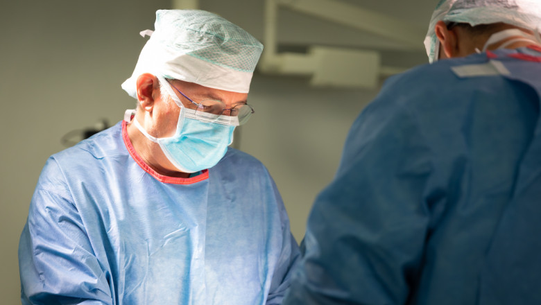 Revizia reconstructiei ligamentelor incrucisate ale genunchiului: grefa atipica montata la a doua interventie Imagine