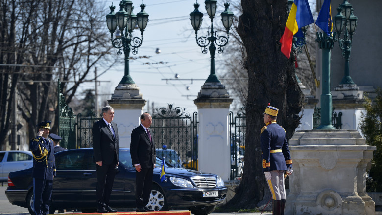 REVIZUIREA CONSTITUTIEI. Presedintele e seful statului. Are mandat de patru ani si atributii reduse Imagine