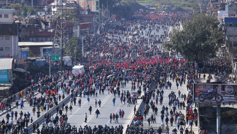 „Revolta” Generatiei Z. Saracia si lipsa locurilor de munca scot in strada tot mai multi tineri la nivel mondial Imagine