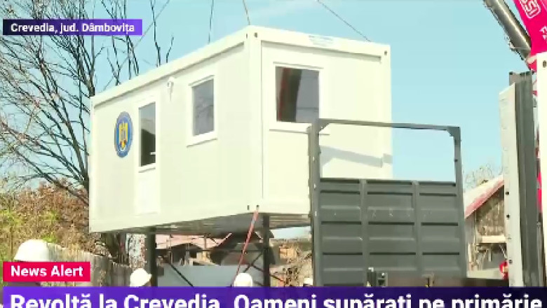 Revolta in Crevedia. Oamenii ramasi fara case in urma exploziilor nu vor sa traiasca in containere: „Incercam sa supravietuim” Imagine