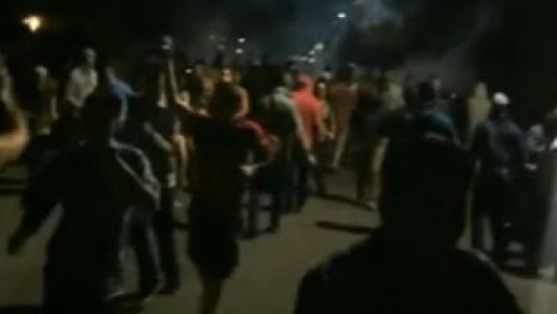 Revolta in timpul unei petreceri studentesti. O suta de tineri au arestati in SUA, dupa ce s-au batut cu politia Imagine