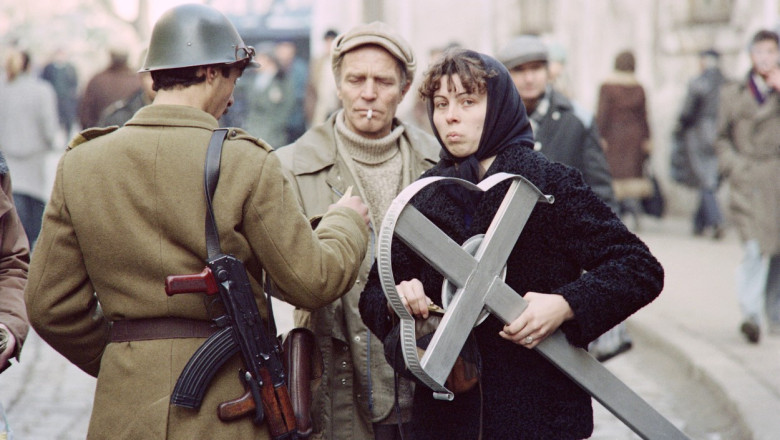 Revolutia din 1989, pentru elevi: “Reconstituirea evenimentelor poate duce, in activitatile de la clasa, la discutii contradictorii” Imagine