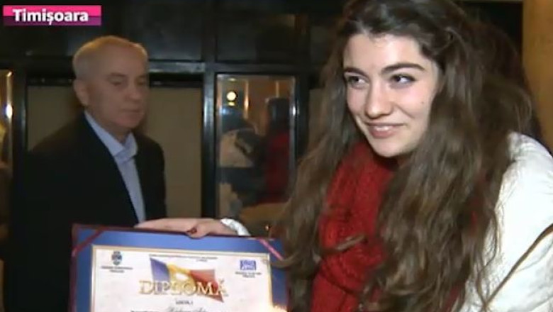 Revolutia vazuta prin ochii tinerilor. 13 eseuri ale elevilor au fost premiate Imagine