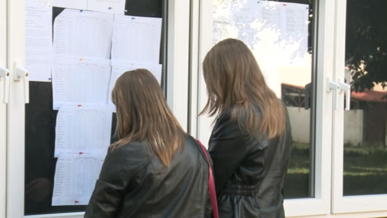 Rezultate evaluare nationala. In Capitala sunt 13 medii de 10 Imagine