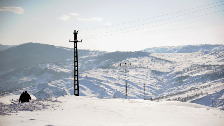 Risc de avalansa in masivele Fagaras si Bucegi  Imagine