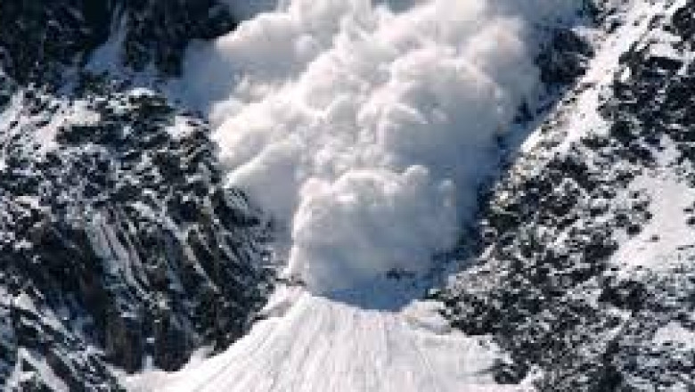 Risc de avalansa in muntii Fagaras Imagine