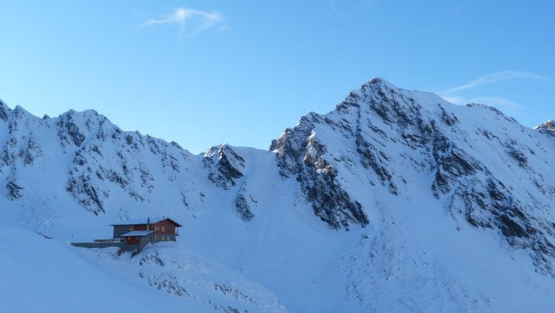 Risc insemnat de avalansa la Balea Lac si zapada de peste doi metri Imagine