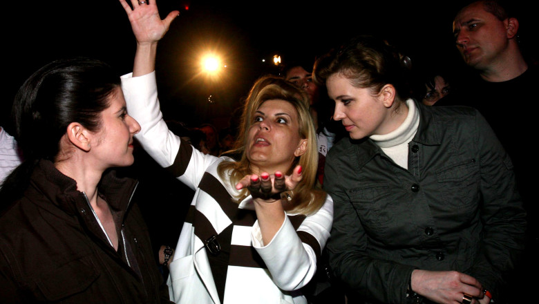 Roberta Anastase ar fi fost martor la o discutie compromitatoare pentru Elena Udrea Imagine
