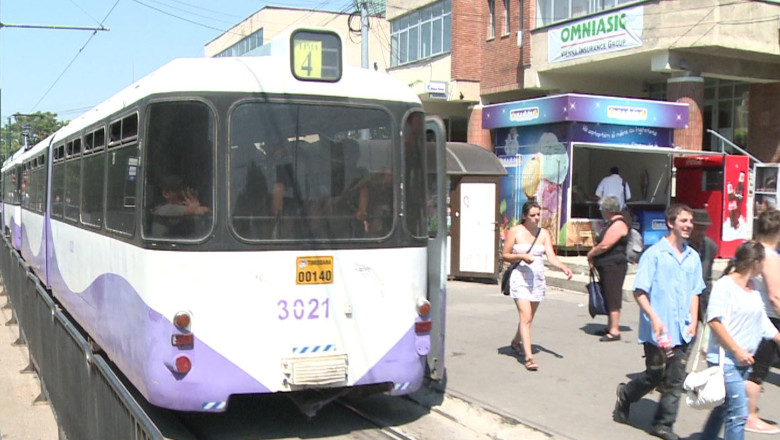 Robu: achizitia de tramvaie noi nu poate fi inca o prioritate pentru Timisoara. Primarul prezinta ”proiectul Robu pe tramvaie” Imagine