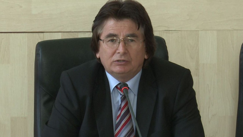 Robu desfiinteaza proiectul prezentat de PDL de transformare a zonei Catedralei:  Timisoara nu este subiect de joaca! Imagine