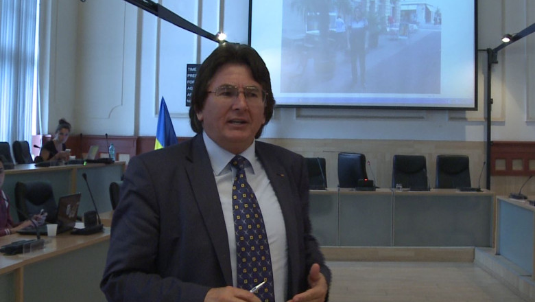 Robu intreaba pe Facebook: sa inchid, sa nu inchid mai multe cluburi din Timisoara? Imagine