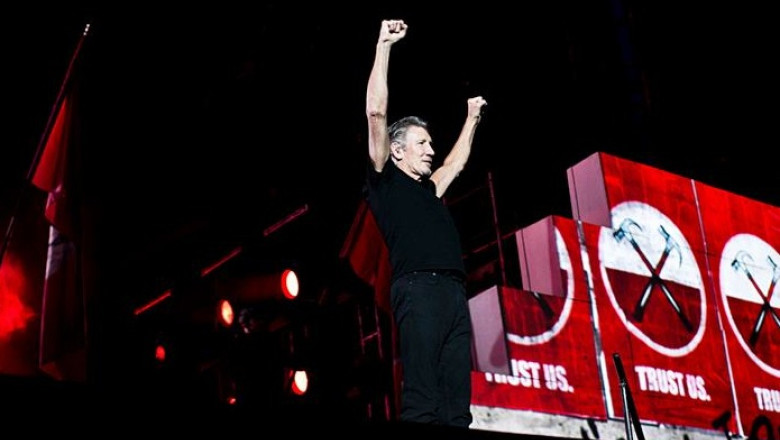 Roger Waters a spart „zidul” la Bucuresti. Peste 50.000 de fani au asistat la un show electrizant in Piata Constitutiei Imagine