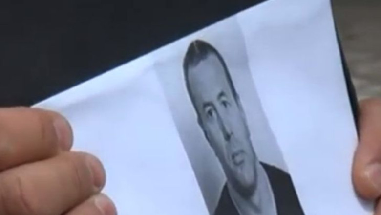 Roman suspectat de terorism. Barbatul de 43 de ani a incercat sa arunce in aer o fabrica din Italia Imagine